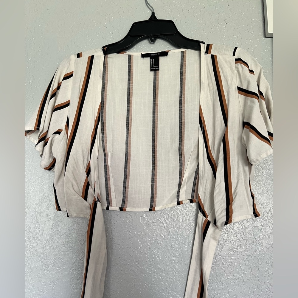 Crop top